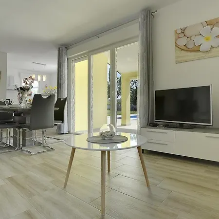Holiday home Fiorina *