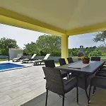 Fiorina Villa